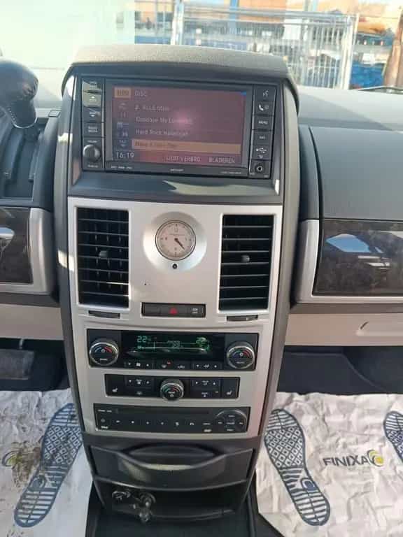 Chrysler Grand Voyager Limited 2.8 CRD Autom. Limited 05/2010-photo-10