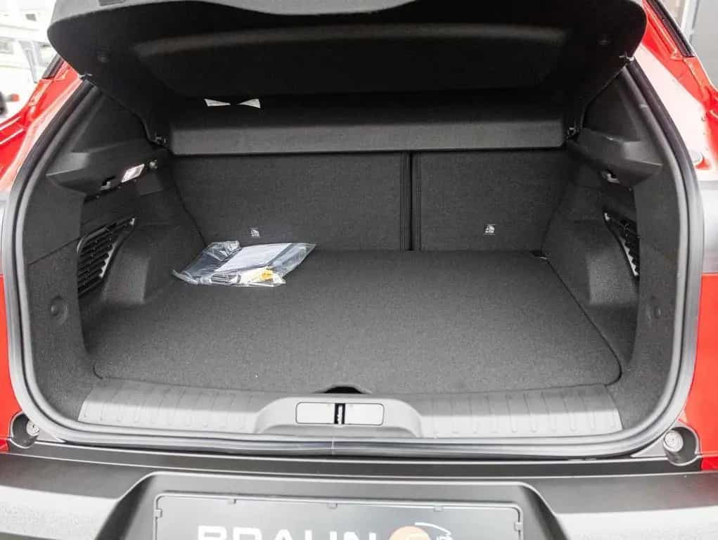 Alfa Romeo Junior Ibrida Speciale 02/2026-photo-17