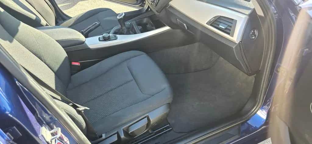 BMW 1 Series 118i Advantage, Garantie, top gepflegt 05/2016-photo-28
