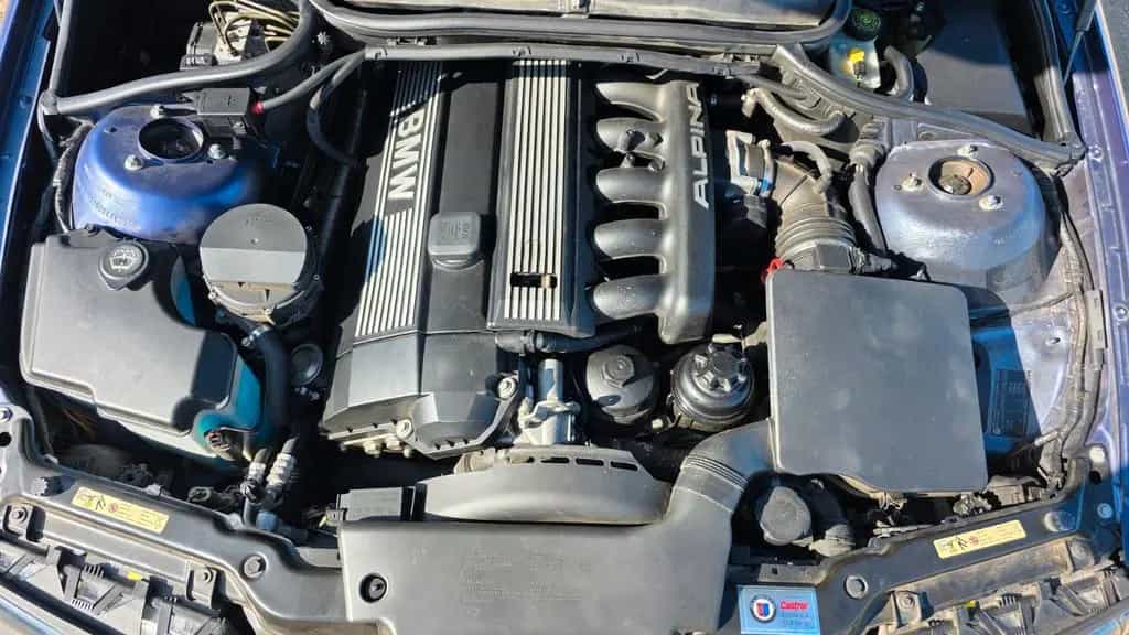 ALPINA B3 3,3 Touring Allrad SWITCH-TRONIC - 10/2002-photo-4