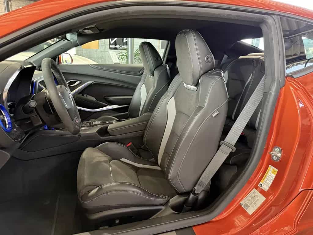Chevrolet Camaro SS 6.2 V8*DEUTSCHES FZG*KW*KAMERA*HUD*20* 11/2024-photo-18