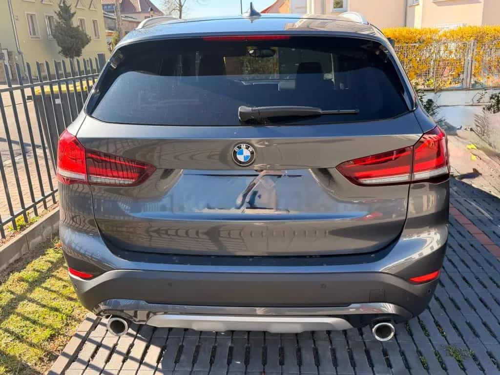 BMW X1 xDrive20d xLine Steptronic 10/2019-photo-2