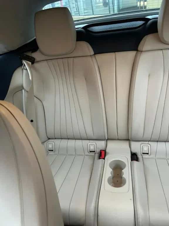 Mercedes-Benz E-Class 300 Autom. - 06/2020-photo-4