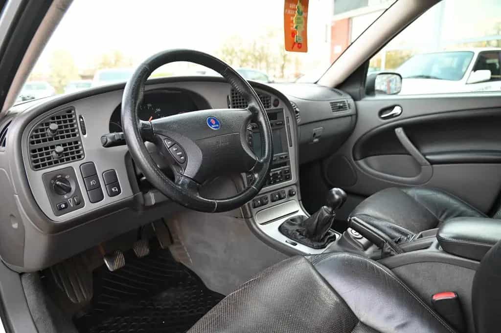 Saab 9-5 2.3 Turbo Aero Sport-Kombi *INKL.GARANTIE* 07/2003-photo-9