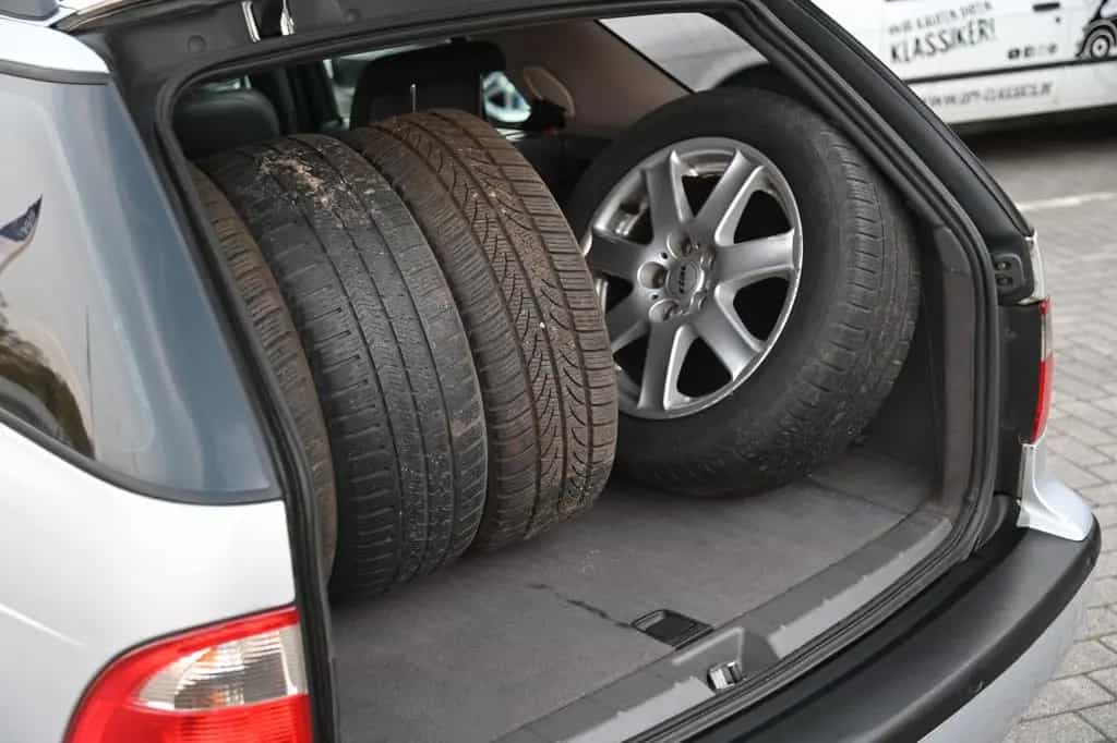 Saab 9-5 2.3 Turbo Aero Sport-Kombi *INKL.GARANTIE* 07/2003-photo-17