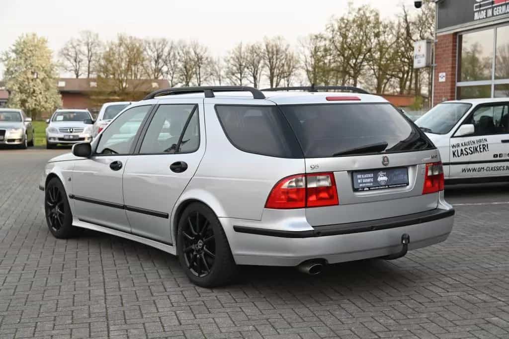 Saab 9-5 2.3 Turbo Aero Sport-Kombi *INKL.GARANTIE* 07/2003-photo-2
