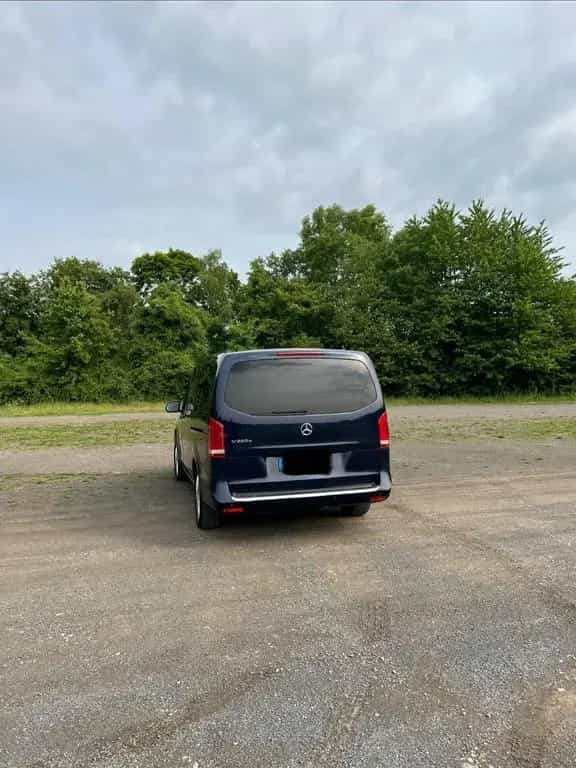 Mercedes-Benz V-Class 220 d lang - 03/2019-photo-5