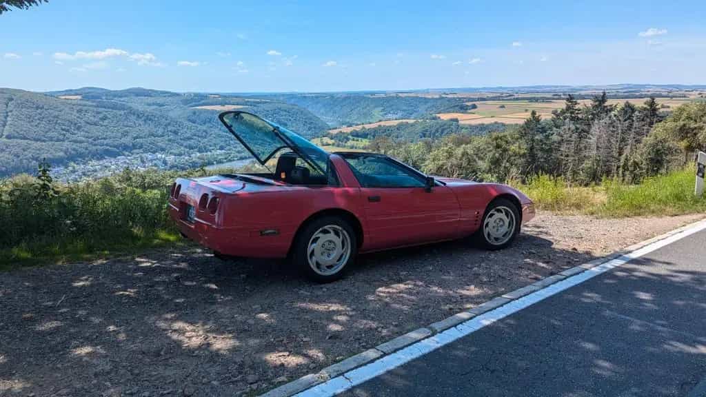 Corvette C4 Targa LT1 - TOP Zustand/H+Wertgutachten 2 07/1993-photo-11