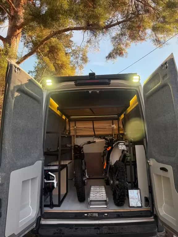 Iveco Other Daily Camper Wohnmobil Büro Motocross Bike 08/2018-photo-11