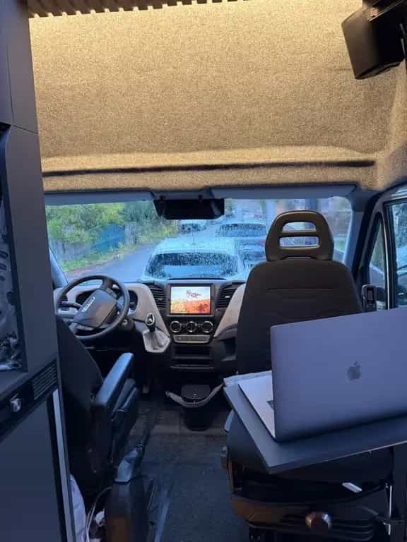 Iveco Other Daily Camper Wohnmobil Büro Motocross Bike 08/2018-photo-3