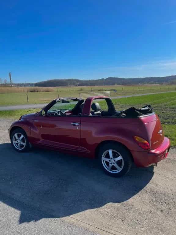 Chrysler PT Cruiser Cabrio in rot Automatik 10/2005-photo-4