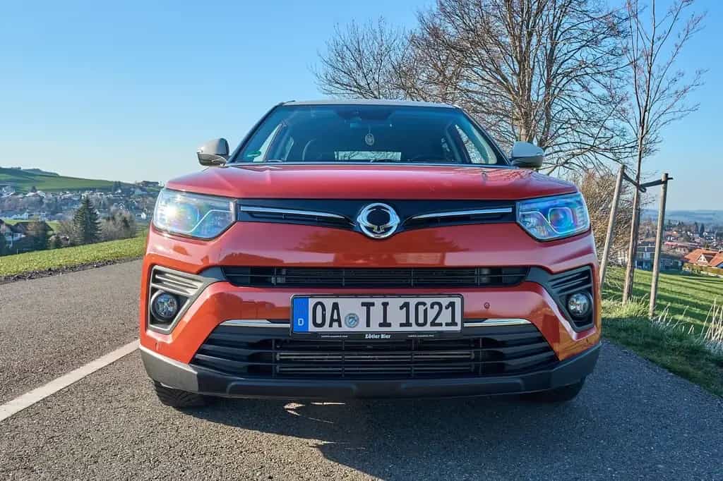 Ssangyong Tivoli 1.5 T-GDi 4WD Quartz Fizz mit Garantie 10/2021-photo-4