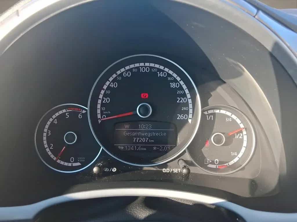Volkswagen Beetle Lim. Cup NAVI KLIMAAUTO PANORAMA 07/2014-photo-10