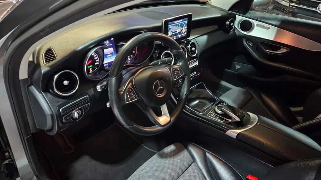 Mercedes-Benz C-Class 180T-AVANGARDE-AUT+AHK+LEDER+NAVI+KLIMAUT+TOP! 11/2016-photo-31