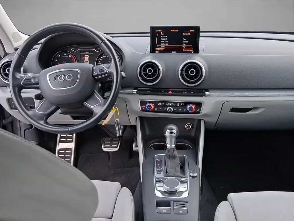 Audi A3 ambiente ultra+ALCANTARA*S-LINE*SCHECKHEFT* 08/2014-photo-11