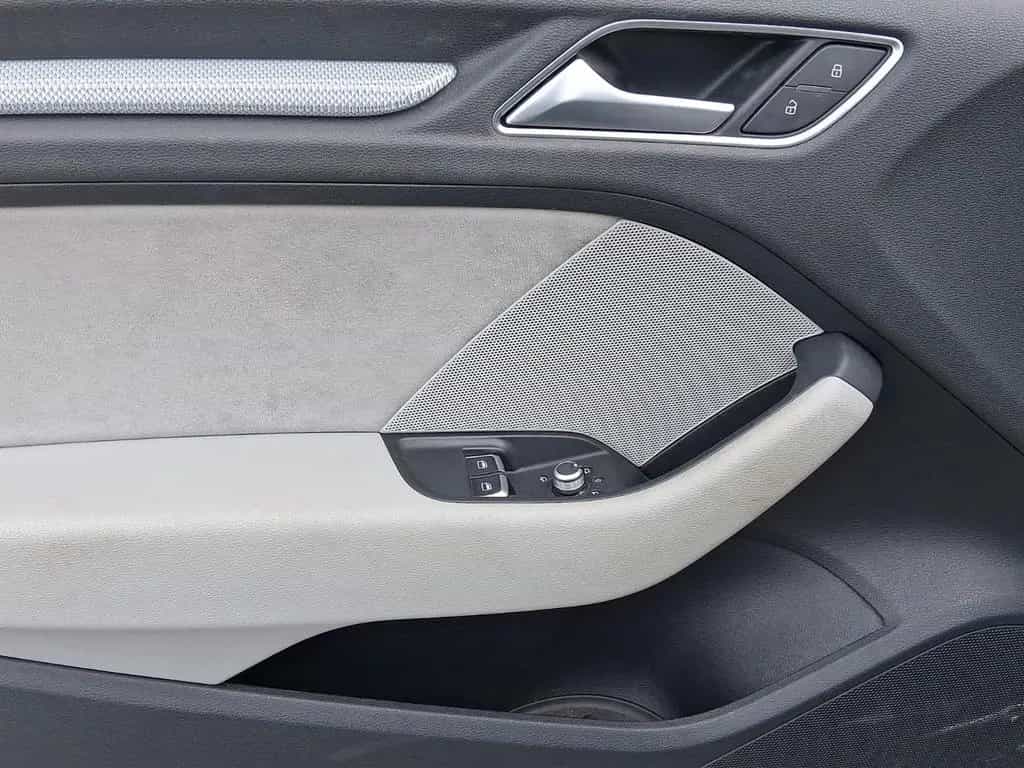 Audi A3 ambiente ultra+ALCANTARA*S-LINE*SCHECKHEFT* 08/2014-photo-2
