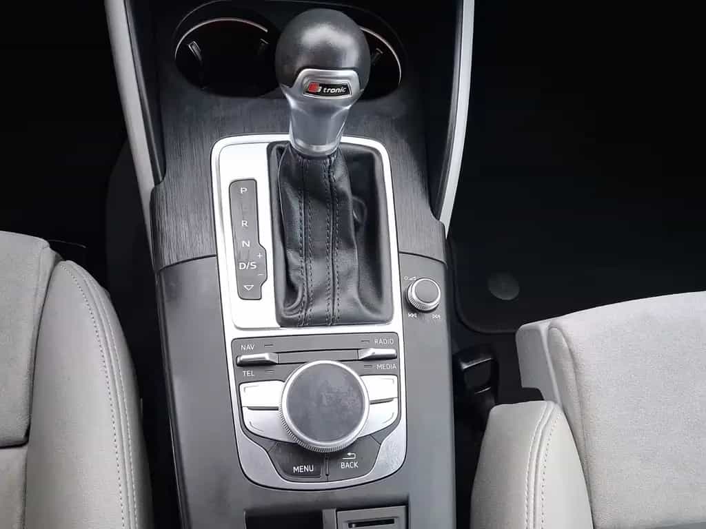 Audi A3 ambiente ultra+ALCANTARA*S-LINE*SCHECKHEFT* 08/2014-photo-33