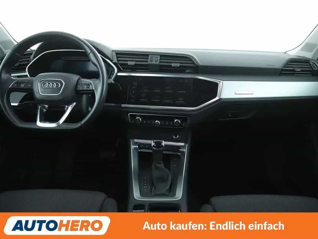 Audi Q3 45 TFSI quattro S Line 08/2019-photo-11