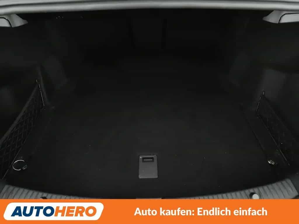 Mercedes-Benz C 180 Avantgarde Aut.*LED*TEMPO*CAM*PDC*SHZ* 09/2019-photo-17