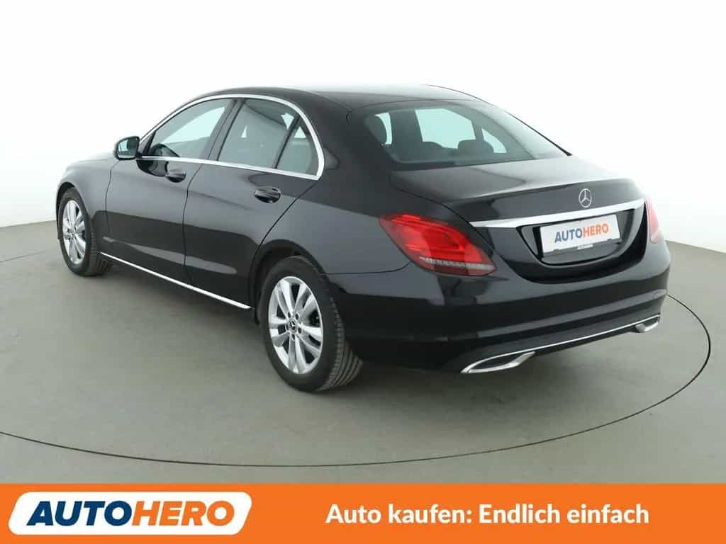 Mercedes-Benz C 180 Avantgarde Aut.*LED*TEMPO*CAM*PDC*SHZ* 09/2019-photo-3