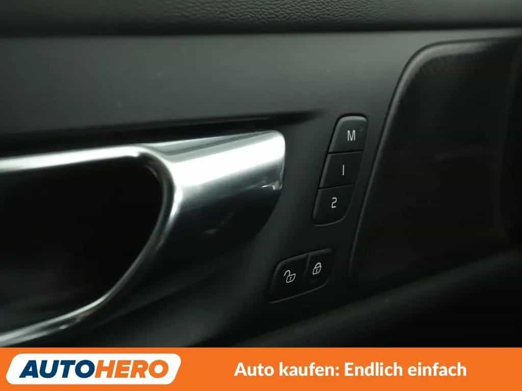 Volvo V60 2.0 D4 Inscription Aut.*NAV*LED*TEMP*CAM*PDC 05/2020-photo-26