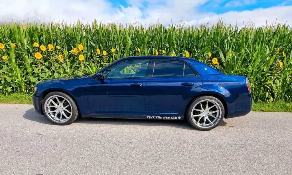 Chrysler 300C 04/2015-photo-0