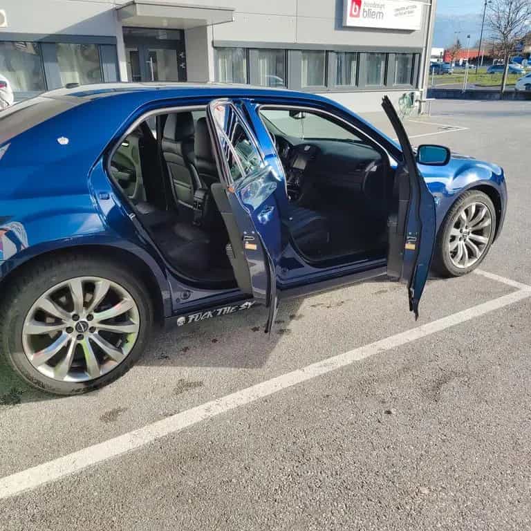 Chrysler 300C 04/2015-photo-7