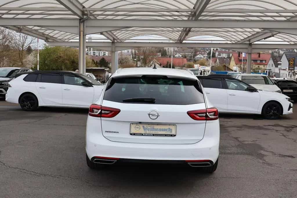 Opel Insignia ST 2.0 Diesel AT8 Business+ACC+AHK 01/2023-photo-2