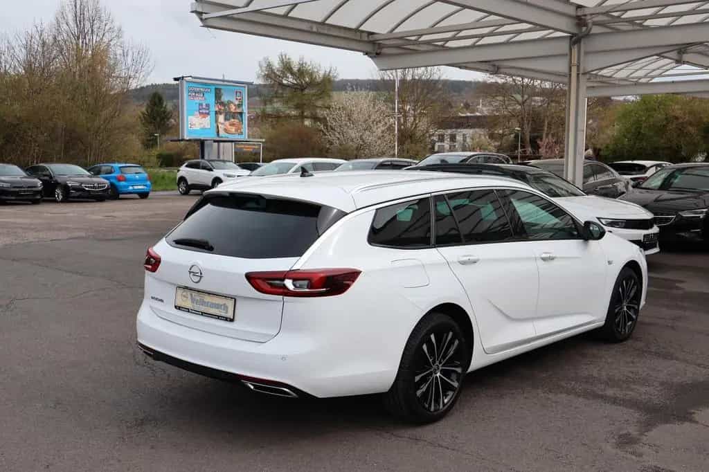 Opel Insignia ST 2.0 Diesel AT8 Business+ACC+AHK 01/2023-photo-3
