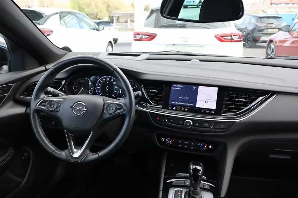 Opel Insignia ST 2.0 Diesel AT8 Business+ACC+AHK 01/2023-photo-4