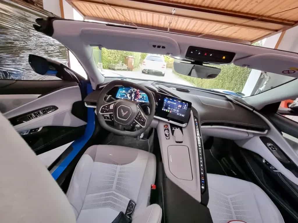 Corvette C8 Convertible Launch Edition EU-Modell 3LT 08/2022-photo-1
