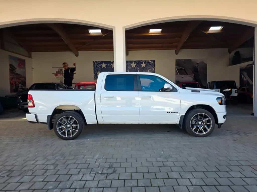 Dodge Ram 1500 4x4 22 Zoll Räder+TÜV neu+Carfax 07/2020-photo-0
