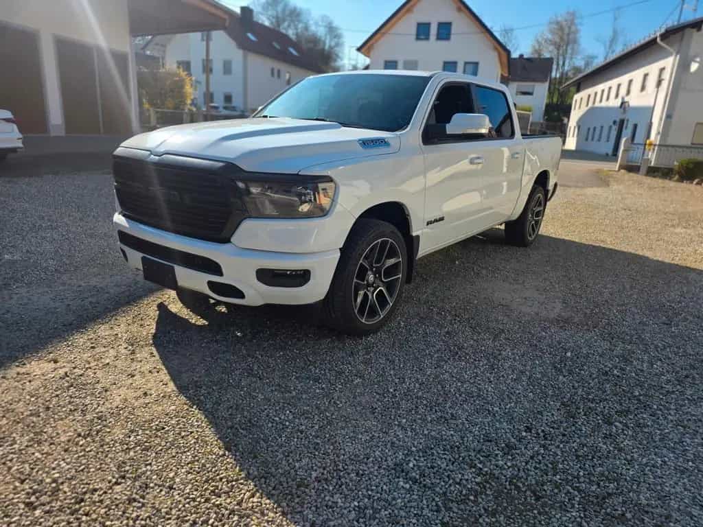 Dodge Ram 1500 4x4 22 Zoll Räder+TÜV neu+Carfax 07/2020-photo-12