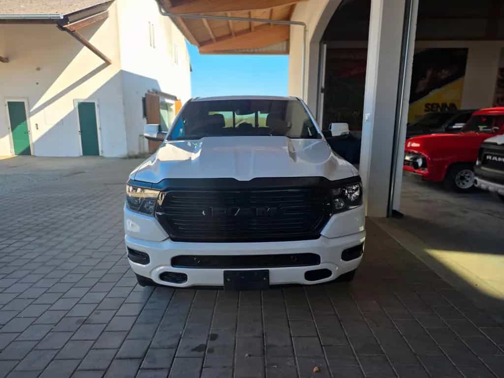Dodge Ram 1500 4x4 22 Zoll Räder+TÜV neu+Carfax 07/2020-photo-2