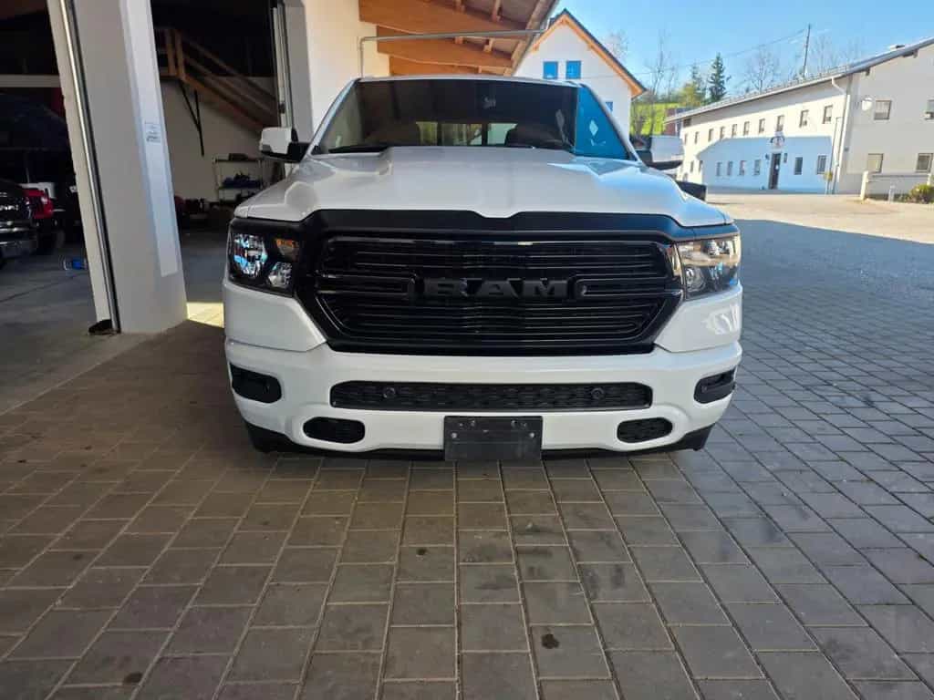 Dodge Ram 1500 4x4 22 Zoll Räder+TÜV neu+Carfax 07/2020-photo-21