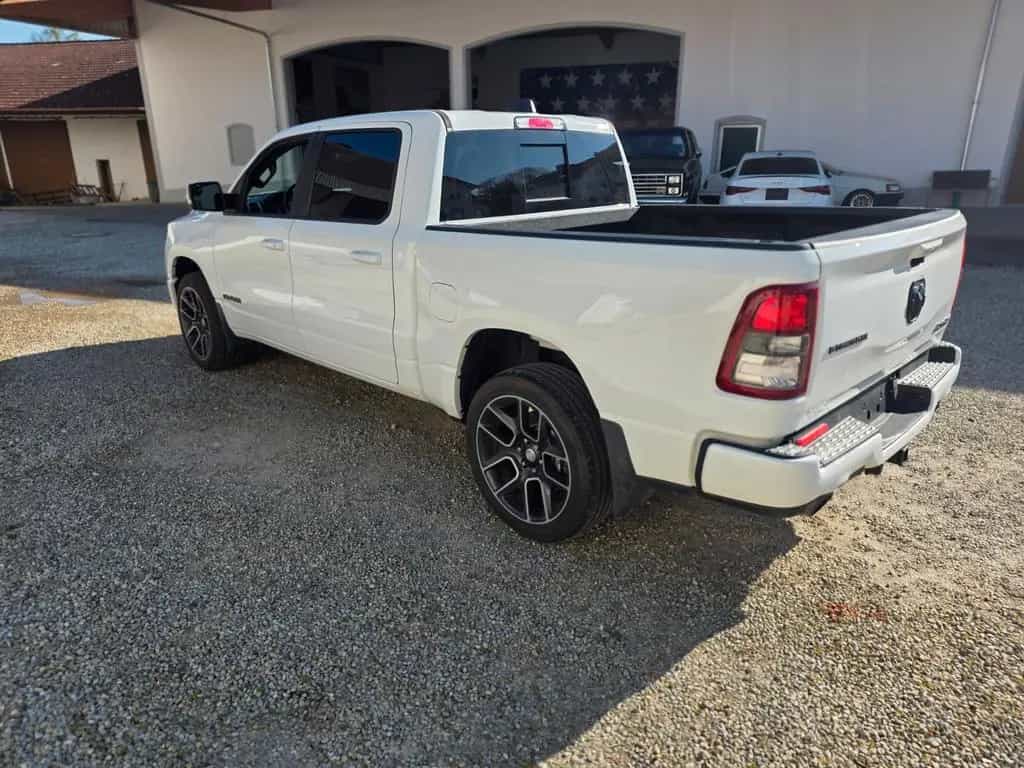 Dodge Ram 1500 4x4 22 Zoll Räder+TÜV neu+Carfax 07/2020-photo-24