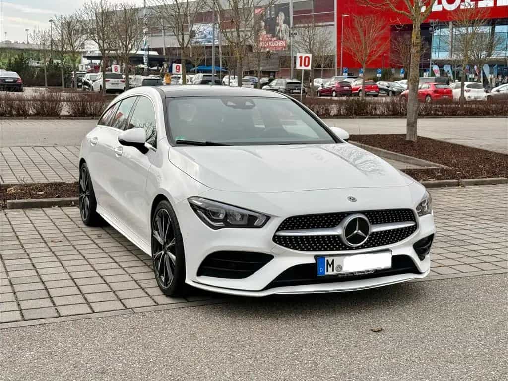 Mercedes-Benz CLA-Class 200 SB 7G-DCT AMG Line, 19'', Pano, Navi 01/2020-photo-0