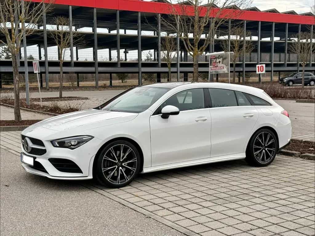 Mercedes-Benz CLA-Class 200 SB 7G-DCT AMG Line, 19'', Pano, Navi 01/2020-photo-2