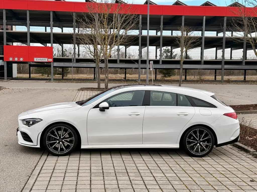Mercedes-Benz CLA-Class 200 SB 7G-DCT AMG Line, 19'', Pano, Navi 01/2020-photo-3