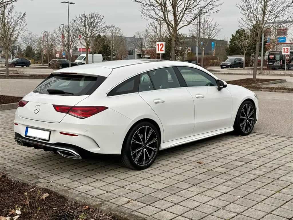 Mercedes-Benz CLA-Class 200 SB 7G-DCT AMG Line, 19'', Pano, Navi 01/2020-photo-6