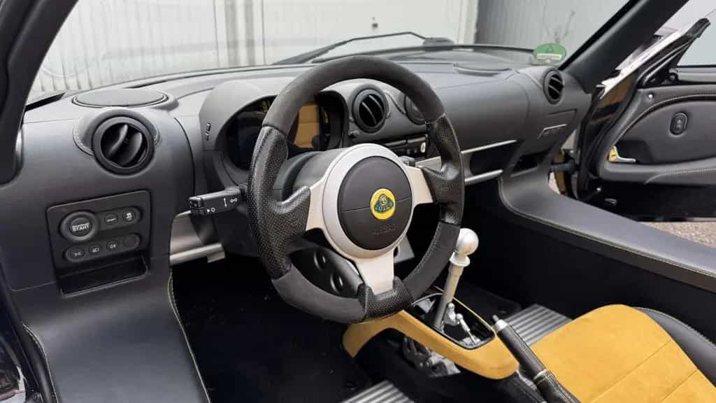 Lotus Elise SPORT 220 - Heritage Limited Edition JPS 08/2020-photo-6