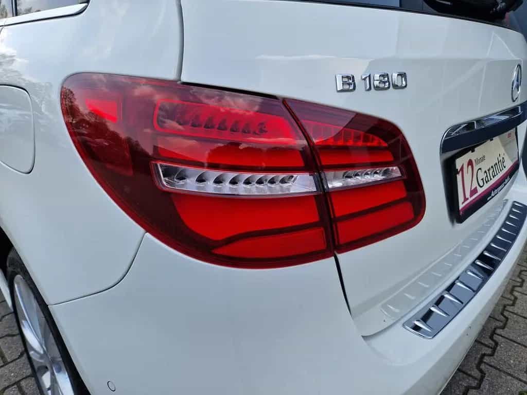 Mercedes-Benz B-Class 180 Urban*LED*PDC 01/2017-photo-10