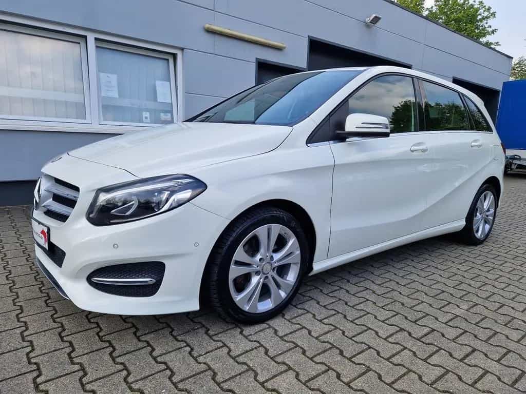 Mercedes-Benz B-Class 180 Urban*LED*PDC 01/2017-photo-2
