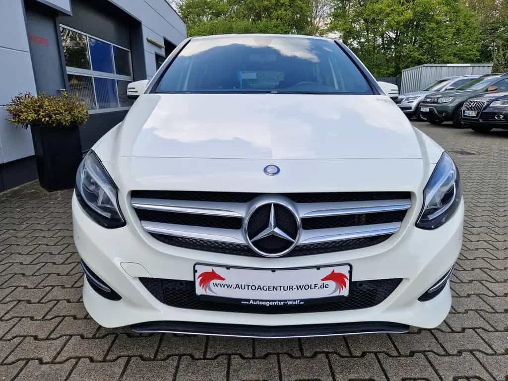 Mercedes-Benz B-Class 180 Urban*LED*PDC 01/2017-photo-5