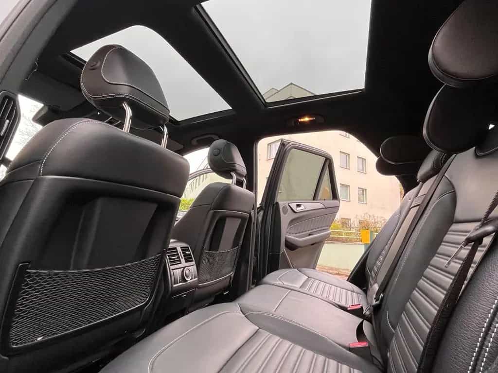 Mercedes-Benz GLE-Class 350 d 4MATIC - AMG Nightpaket 12/2018-photo-6