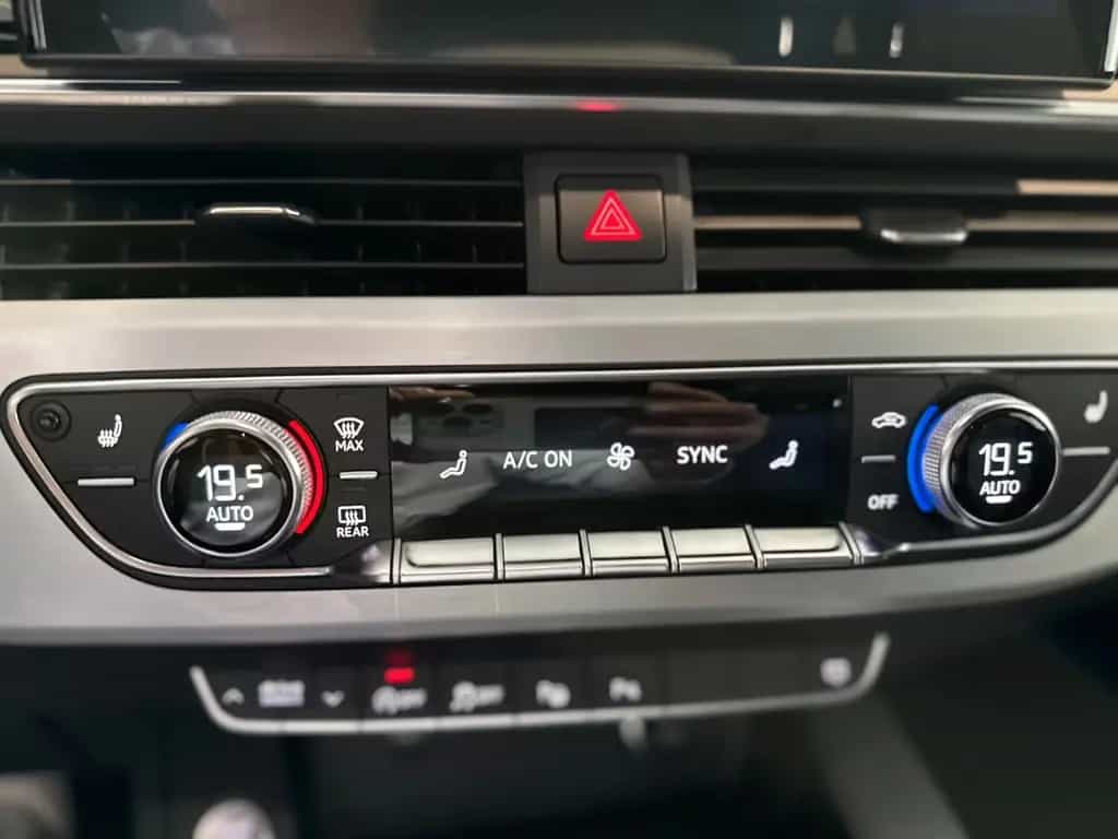 Audi A4 Avant 40 TDI/3x S line/LED/B&O/ACC/19ZOLL 02/2022-photo-39