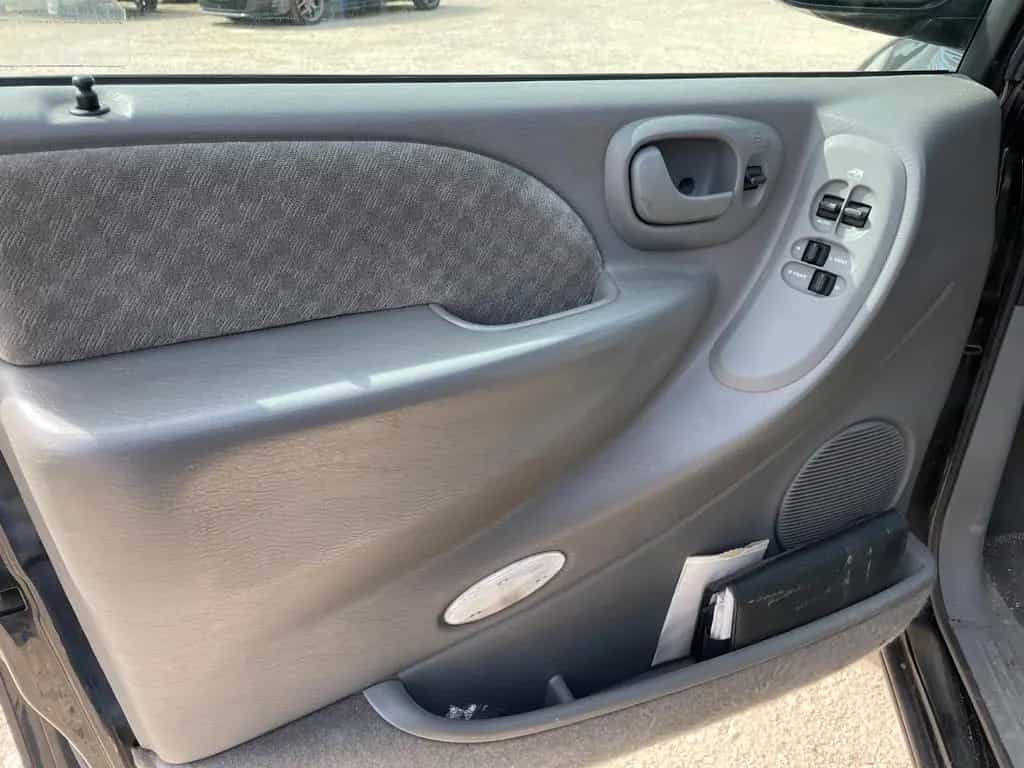 Chrysler Voyager LX 2.5 05/2006-photo-8