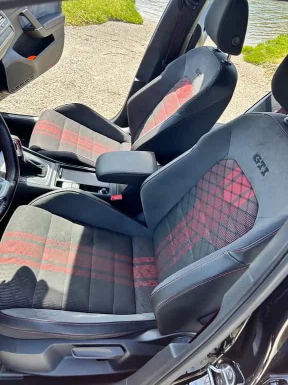 Volkswagen Golf VII 2.0 TSI DSG GTI TCR 08/2019-photo-11