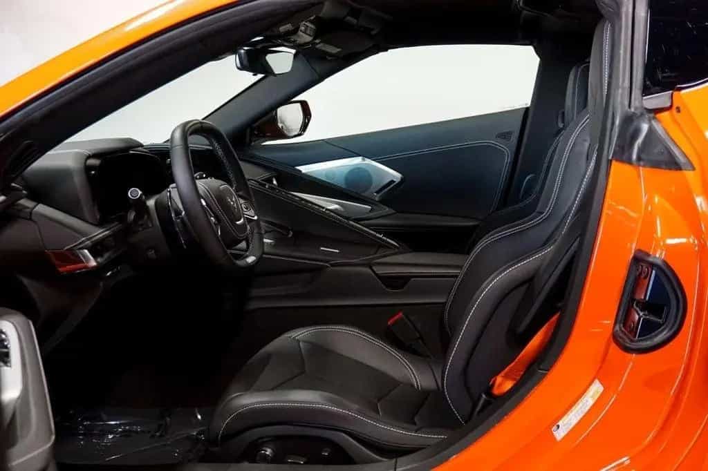Corvette Z06 2LZ Z07 Performance Paket MY25 08/2025-photo-10