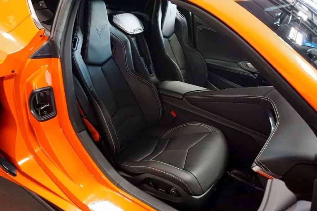 Corvette Z06 2LZ Z07 Performance Paket MY25 08/2025-photo-11